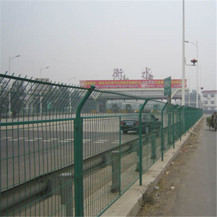 公路護欄網案例展示圖片4 公路護欄網案例展示圖片4