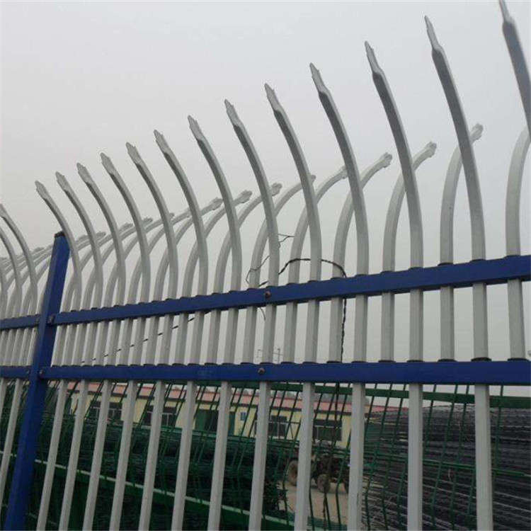 鋅鋼護(hù)欄案例展示圖片2 鋅鋼護(hù)欄案例展示圖片2