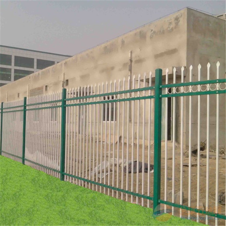 鋅鋼護(hù)欄案例展示圖片3 鋅鋼護(hù)欄案例展示圖片3