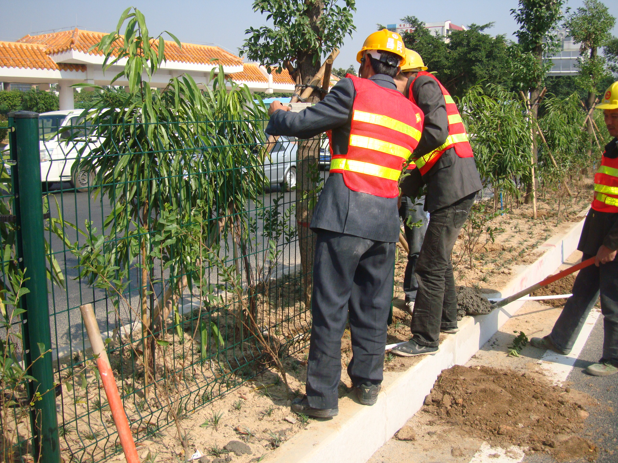 公路護(hù)欄網(wǎng)圖片4 公路護(hù)欄網(wǎng)圖片4