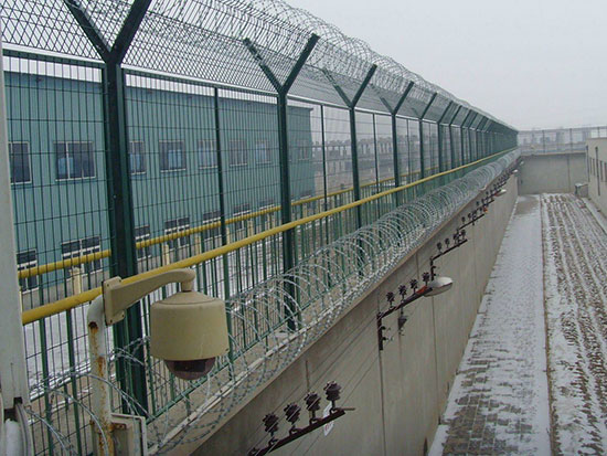 巡邏道隔離網(wǎng)、獄墻隔離網(wǎng)、巡視道隔離網(wǎng)圖片1